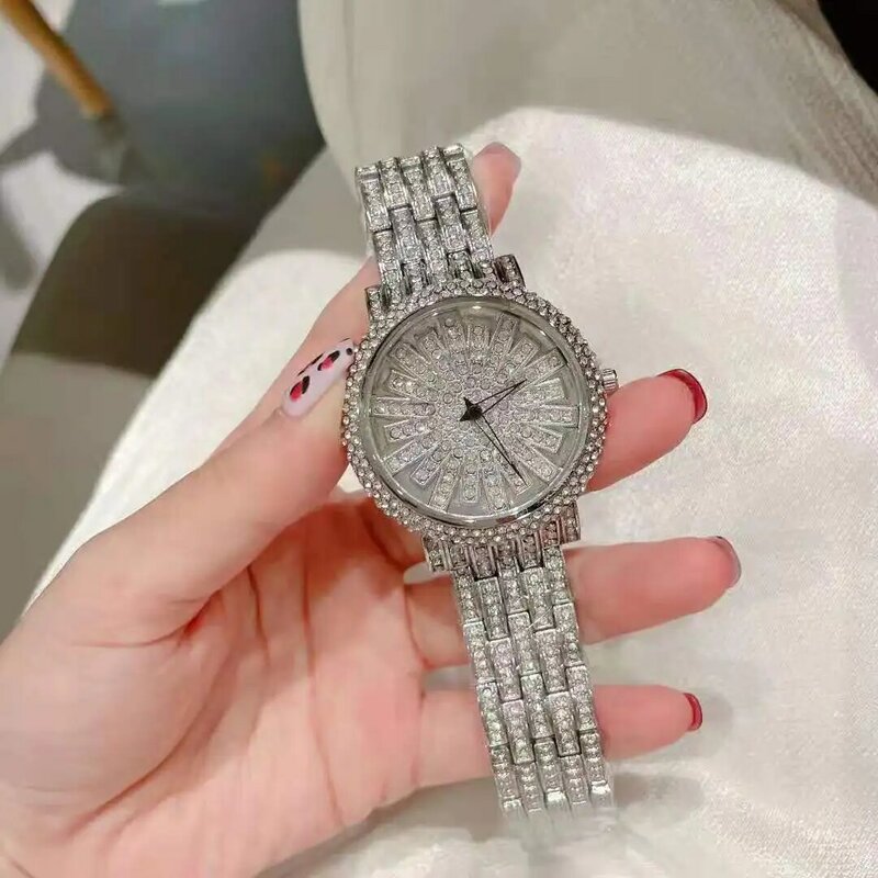 Totalmente diamante senhoras relógio de quartzo moda topo marca luxo relógio de pulso para mulher pulseira à prova dwaterproof água relógios femininos com strass