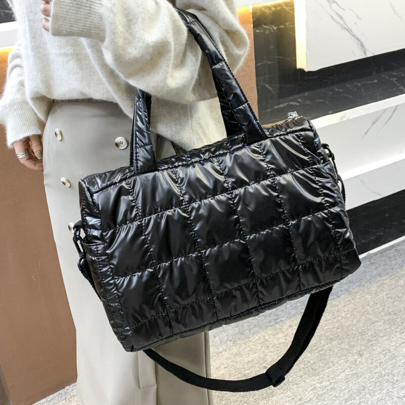 Zwarte Grote Schoudertas Handtassen Voor Vrouwen Gewatteerde Plaid Tote Bag Kwaliteit Nylon Messenger Bag Dames Big Size Ontwerp Crossbody Tas
