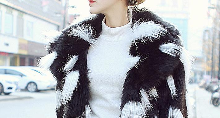 Abrigos de piel sintética para mujer, chaquetas largas con cuello vuelto, color blanco y negro, abrigos de piel de zorro de imitación, novedad de invierno, D628