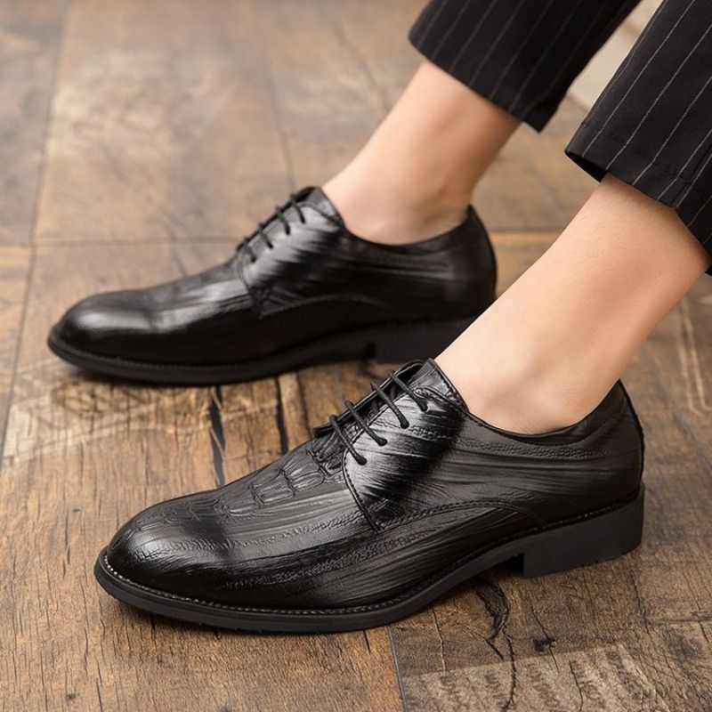 Новинка 2021, мужская обувь из искусственной кожи, модные всесезонные трендовые высококачественные модные классические мужские туфли для от...