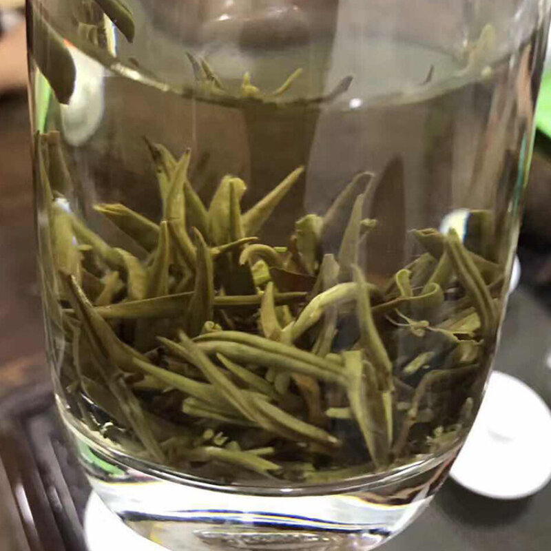 2019 chinês fujian velho fuding bolo de chá branco natural orgânico branco chá prata agulha bai hao yin zhen chá 300g