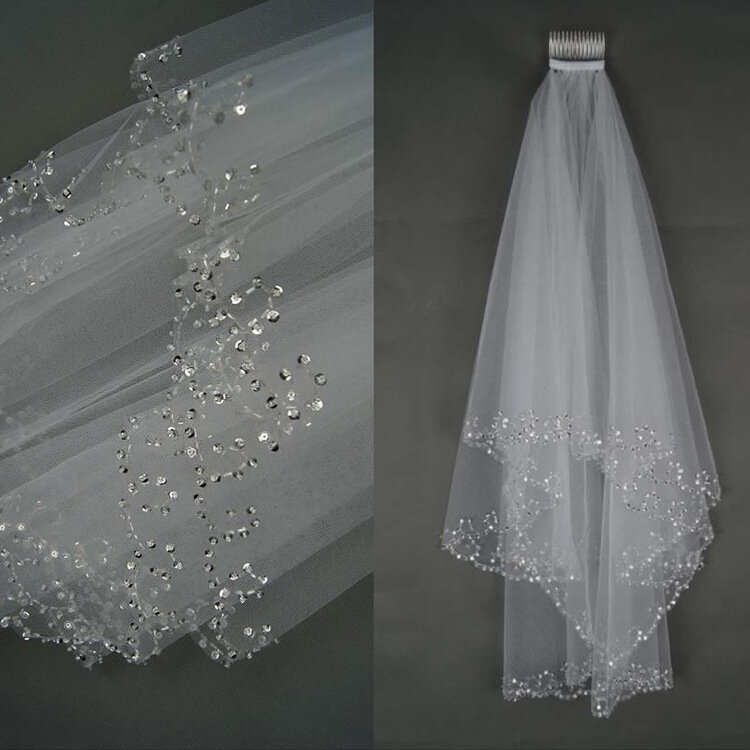 White Ivory Woman Bridal Veils Wedding Veils 2 Layers 75 CM Handmade Beaded Edge With Comb Wedding Accessories