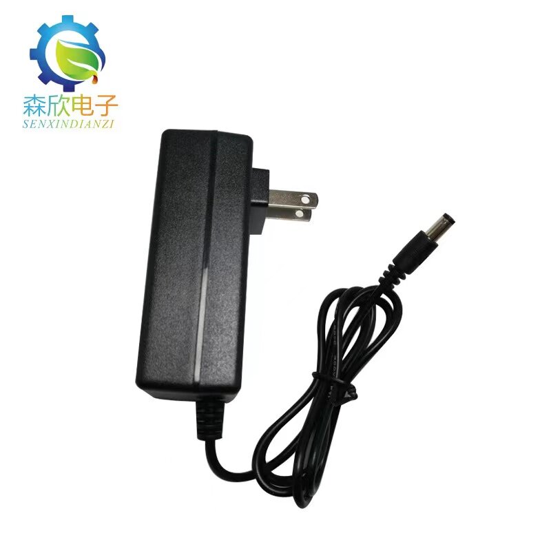 Pengisi Daya Baterai Lithium Plug-In 21V 2A Adaptor Lampu Putar DC Tegangan Konstan Arus Konstan Daya Penuh Mati Otomatis