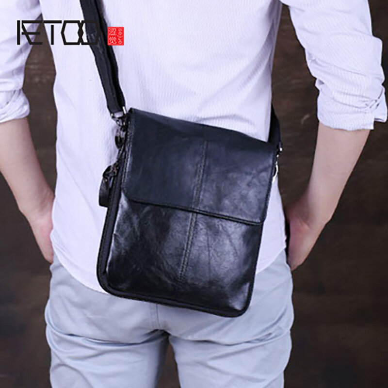AETOO Mad horse-حقيبة كتف جلدية للرجال ، حقيبة مائلة من الجلد الناعم ، حقيبة عمل غير رسمية