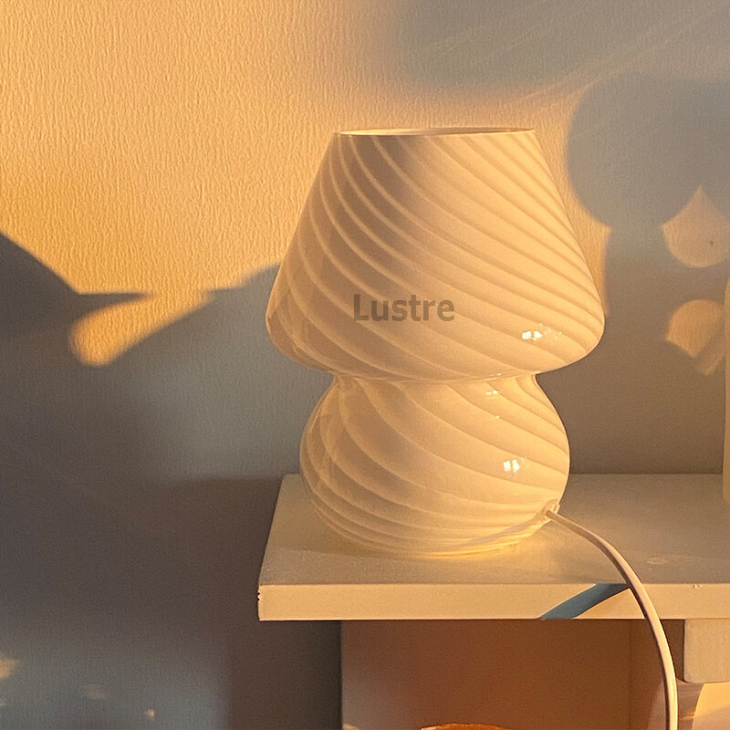 Корея Ins Стиль полосатый Грибная настольная лампа, 7,48 дюйма Murano Стиль полосатый Стекло лампы, кабинет, прикроватный Гостиная.