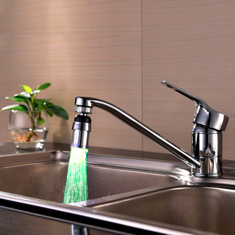 Ugello del rubinetto girevole rotazione di 360 gradi luce a LED a temperatura controllata spruzzatore del rubinetto del lavandino della cucina e del bagno