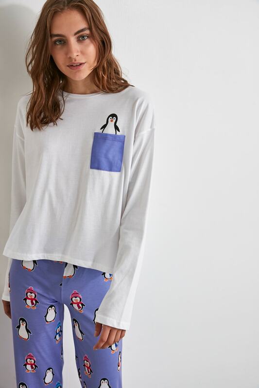 Trendyol Penguin Printed Knitted Pajamas Set THMAW21PT0307