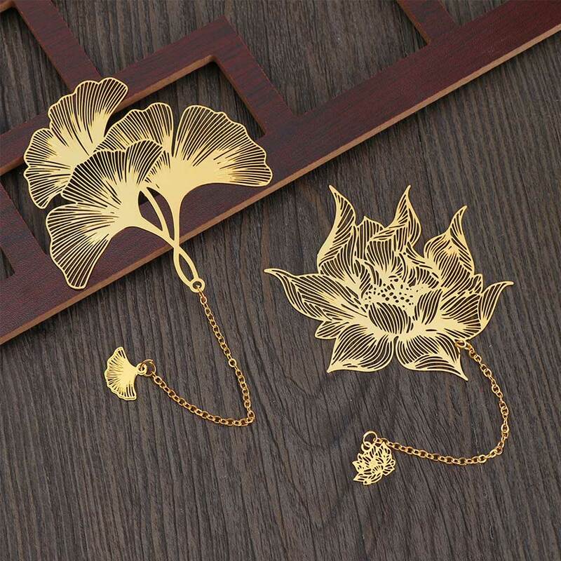 Segnalibro in metallo in ottone stile cinese intaglio vuoto foglia di loto Clip per libri segno di impagazione articoli di cancelleria forniture d'arte regali di festa raffinati
