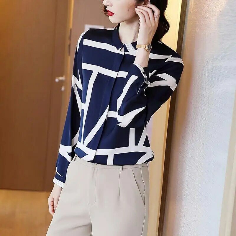 Spring Autumn Women's Blue Shirt 2021 New Femme Striped Buttoned Up Casual Long Sleeve Blouse Office Ladies Elegant Outfits