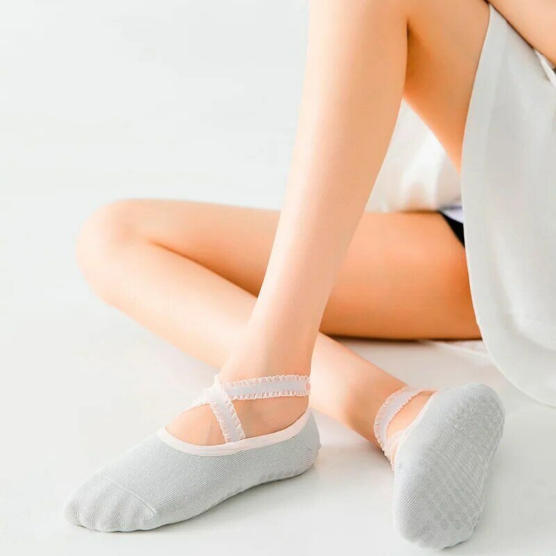 Trendy Yoga Socken für Frauen Runde Kopf Kreuz Straps Grip Keine-Skid Pilates Dance Barfuß Workout calcetines Deportivos