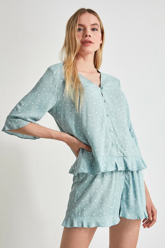 Trendyol polka dot viscose tecido pijamas conjunto thmss20pt0281