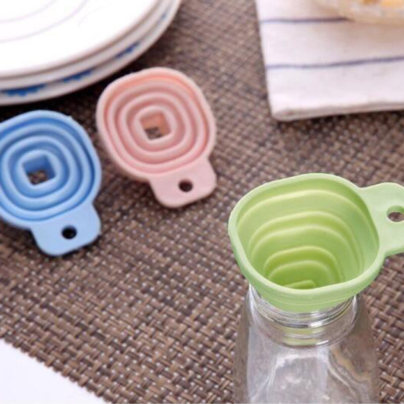 Soft Foldable Kitchen Tool DIY Food-Grade Folding Silicone Funnel Household Liquid Dispensing Mini Funnel Oil Bottle Collapsible
