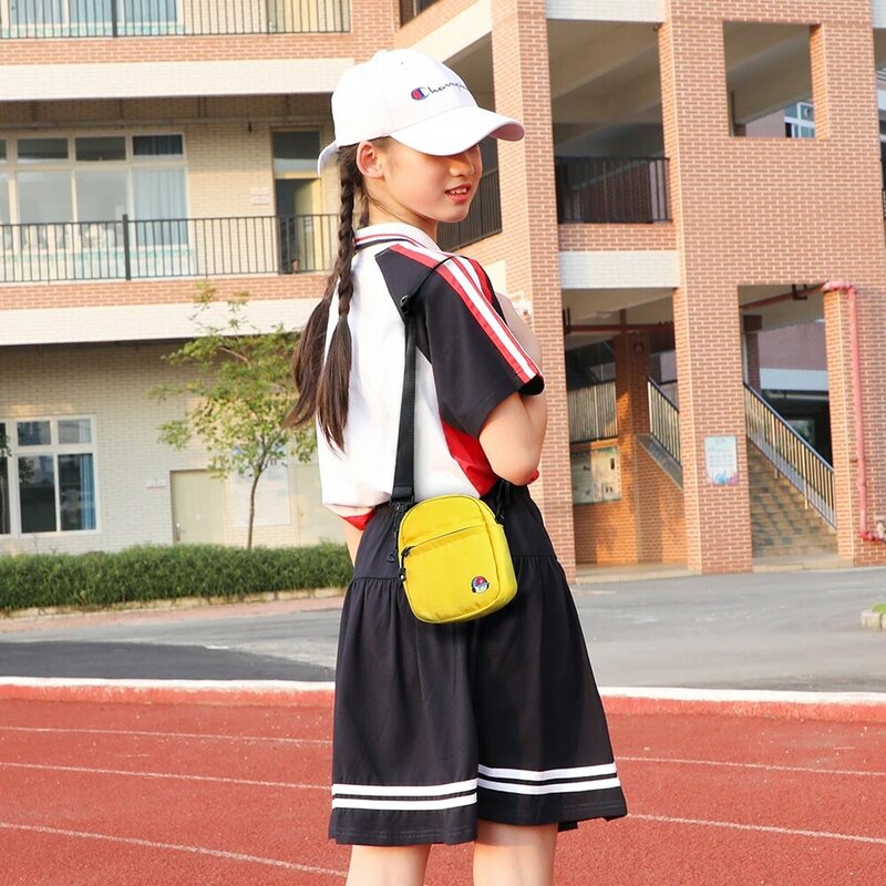 Borsa a tracolla piccola per ragazze borsa a tracolla carina anni '90 nuova moda ins borse a tracolla per telefono con tracolla per studenti selvatici diagonali giapponesi