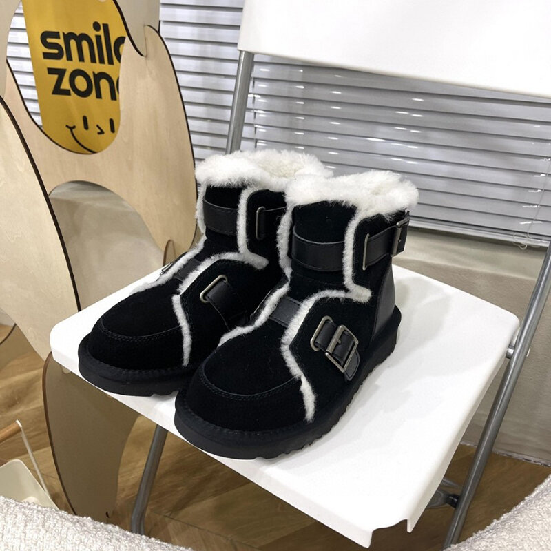 Botas de nieve de piel para mujer, zapatos de lana de marca famosa, a la moda, locomotora, invierno, 2021