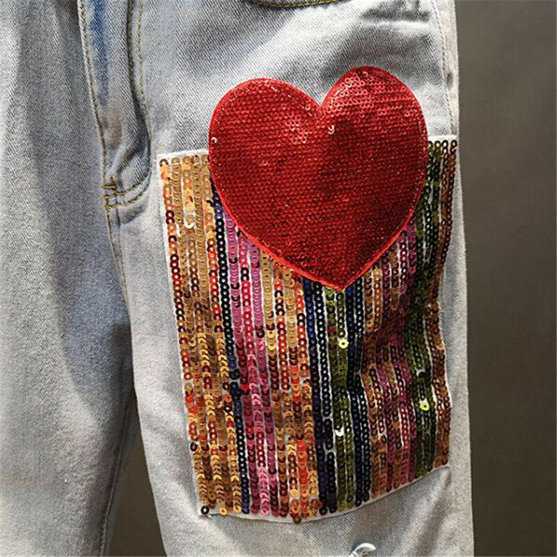 Conjunto de dos piezas formado por camiseta + Pantalones vaqueros con agujeros para mujer, traje holgado de manga corta con lentejuelas de amor, primavera 2021