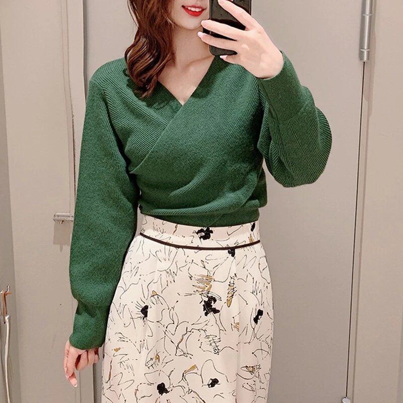 Japonês simples temperamento suéteres 2021 outono inverno nova mulher jumpers sólida cruz v pescoço magro malha pullovers