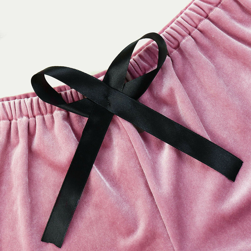Conjunto de Pijama de encaje para Mujer, ropa interior Sexy con sujetador y pantalones cortos