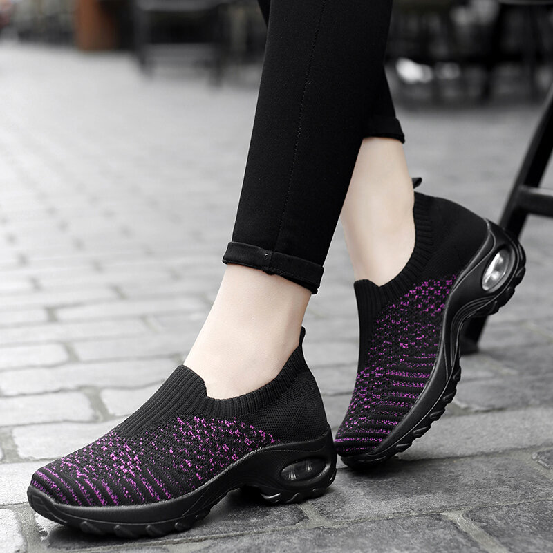 2020 Baru Wanita Sepatu Musim Panas Fashion Wanita Kasual Datar Terbang Menenun Sepatu Bernapas Mesh Sepatu SLIP-ON Wanita sepatu Outdoor