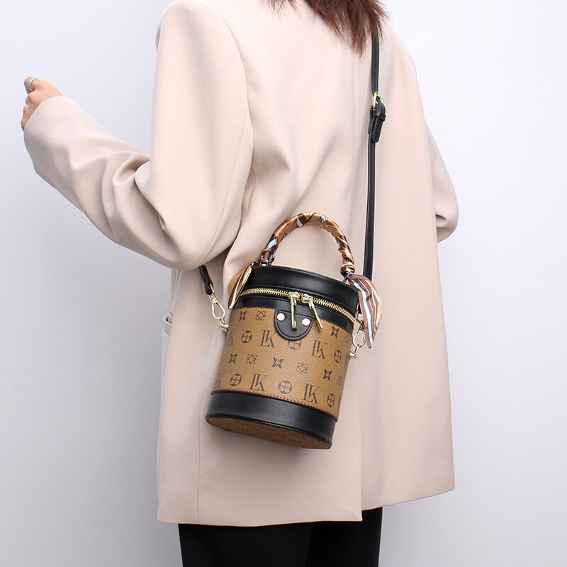 Недорогая женская сумка 2021, модная кожаная сумка с принтом в винтажном стиле, кошельки и сумки