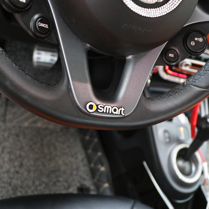 Autocollant de logo d'insigne d'emblème 3D, accessoires intérieurs de voiture pour Smart 451, 453, 450, décoration de console centrale de voiture, style