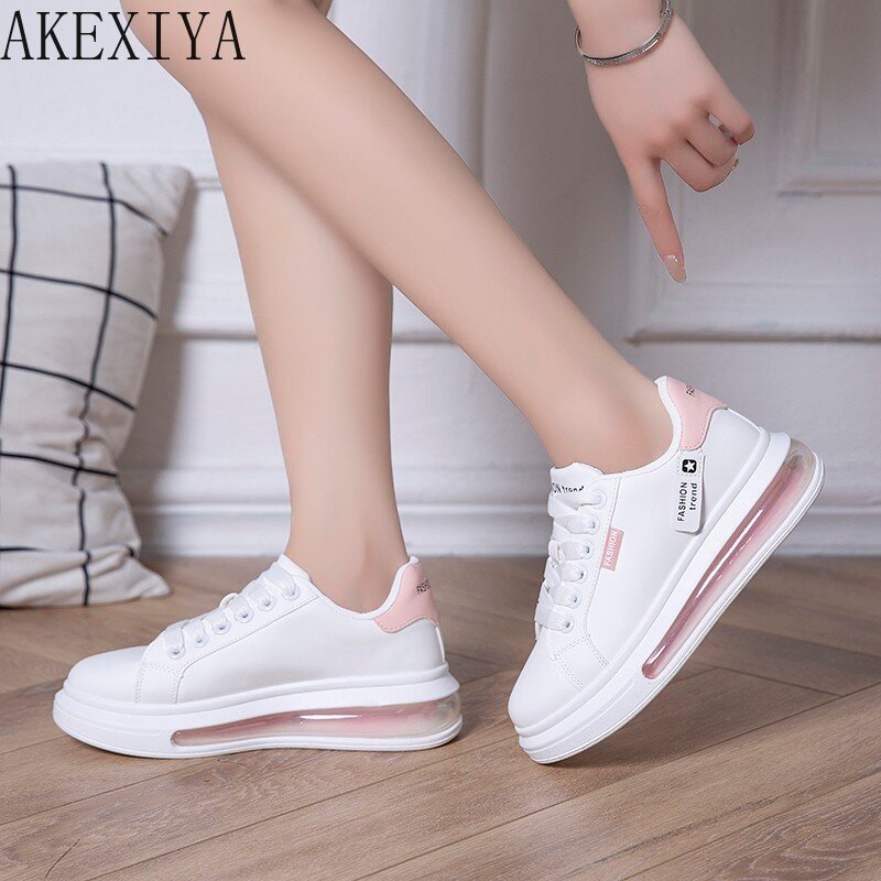 Women Casual Shoes Fashion Breathable Walking Mesh Lace Up Flat Shoes Sneakers Women 2020 Tenis Feminino White Vulcanized Shoes