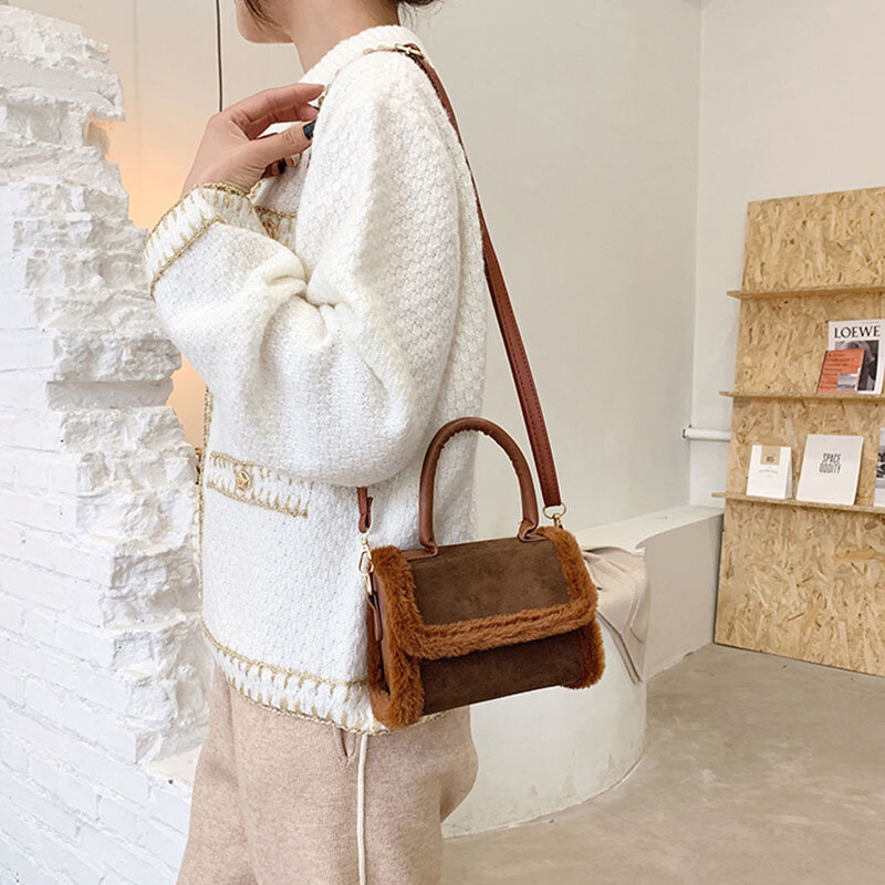 Faux Furกระเป๋าผู้หญิงฤดูหนาวPU MatteจับOffice LadyคุณภาพสูงปุยHipsters Cross Body Flap Chicออกแบบน่ารัก