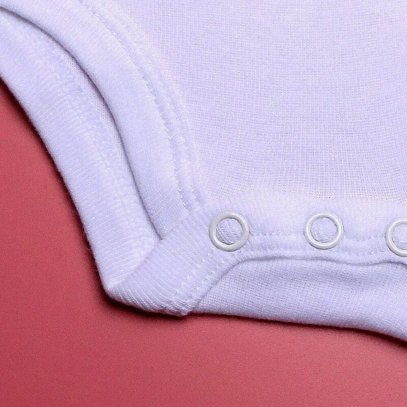 Bodysuits ทารกแรกเกิด I Love DAD MOM Letters พิมพ์สีขาว Onesie แขนสั้นชุดเด็กทารกเด็ก Cottons เล็กฤดูร้อนชุดนอน