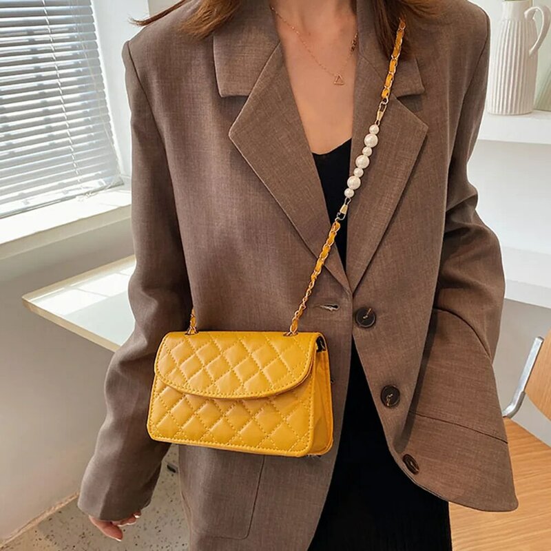 Bolsa de ombro feminina elegante, mini bolsa de couro pu com estampa de malha casual de pérola, corrente, aba, bolsa de mão para compras
