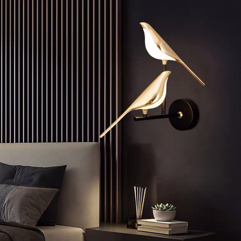 ちらつきの形をしたLEDウォールライト,創造的な鳥のデザイン,金メッキ,寝室やリビングルームに最適です。