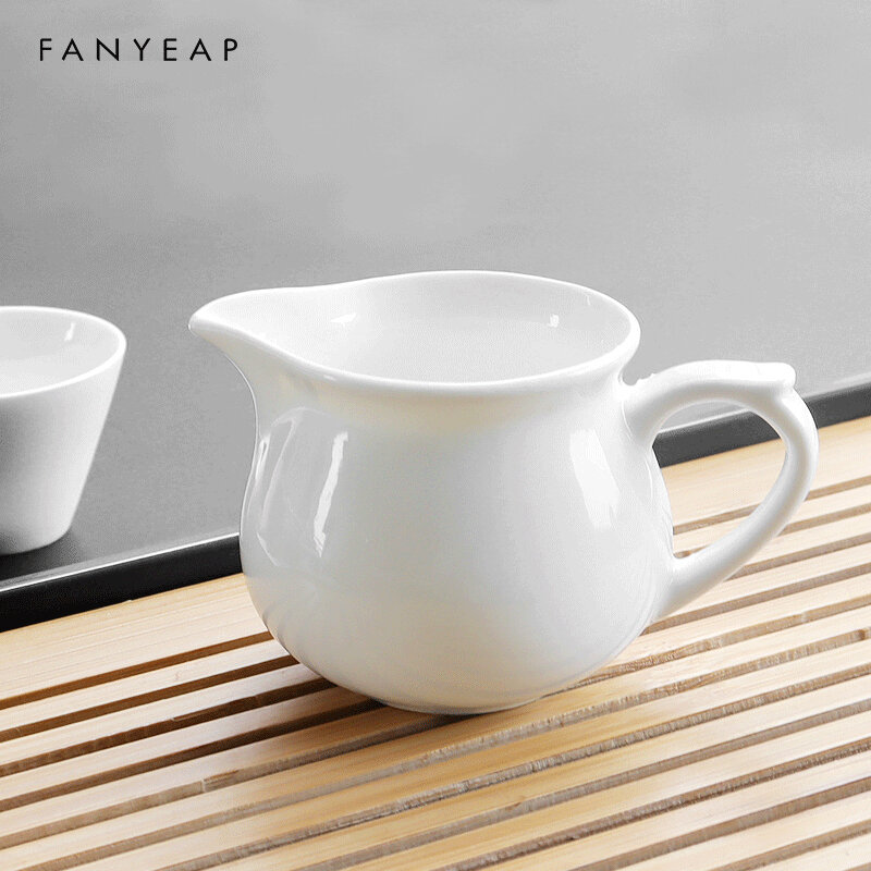 Ustensiles à thé ménagers en porcelaine blanche, accessoires de table basse, passoire à thé
