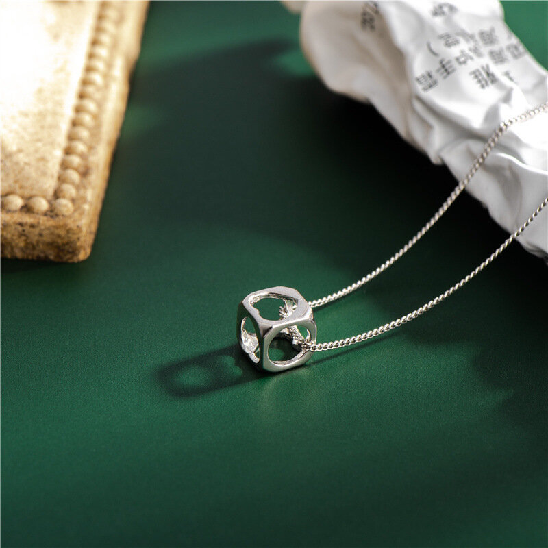 Sodrov 925 prata esterlina colar pingente para mulher cubo oco amor colar de alta qualidade prata 925 pingente de jóias