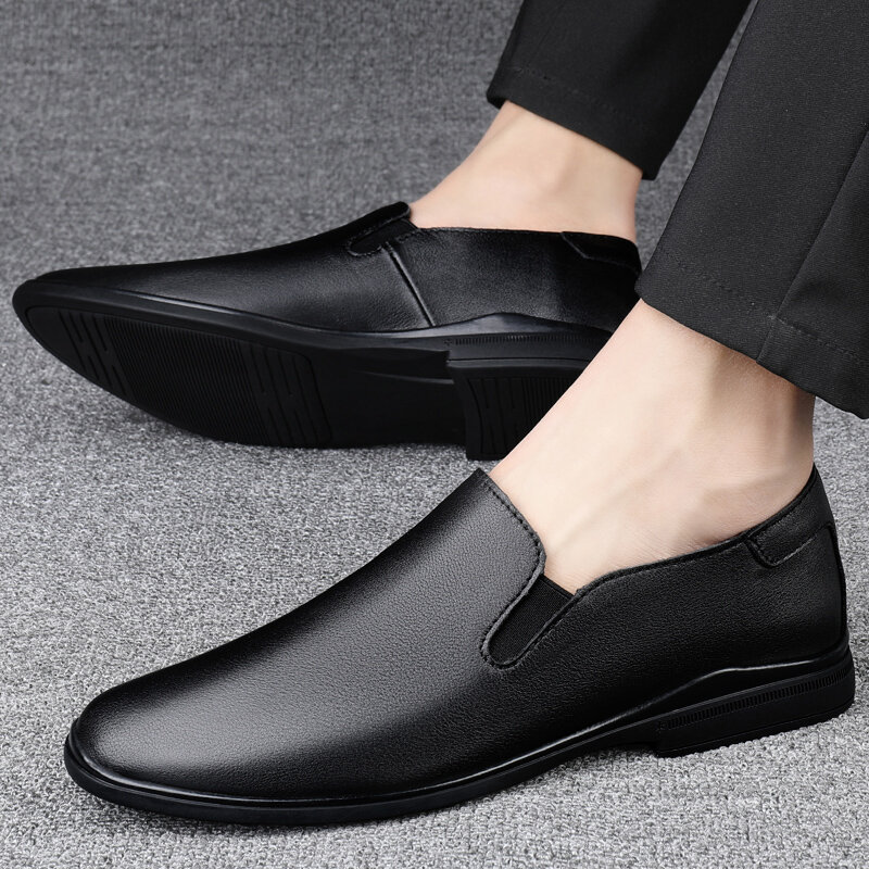 Trendy men shoes slip on fashion Style Black Genuine Leather Shoes outdoor Elastic Force Non-Slip Men Sneakers Luxury shoes man