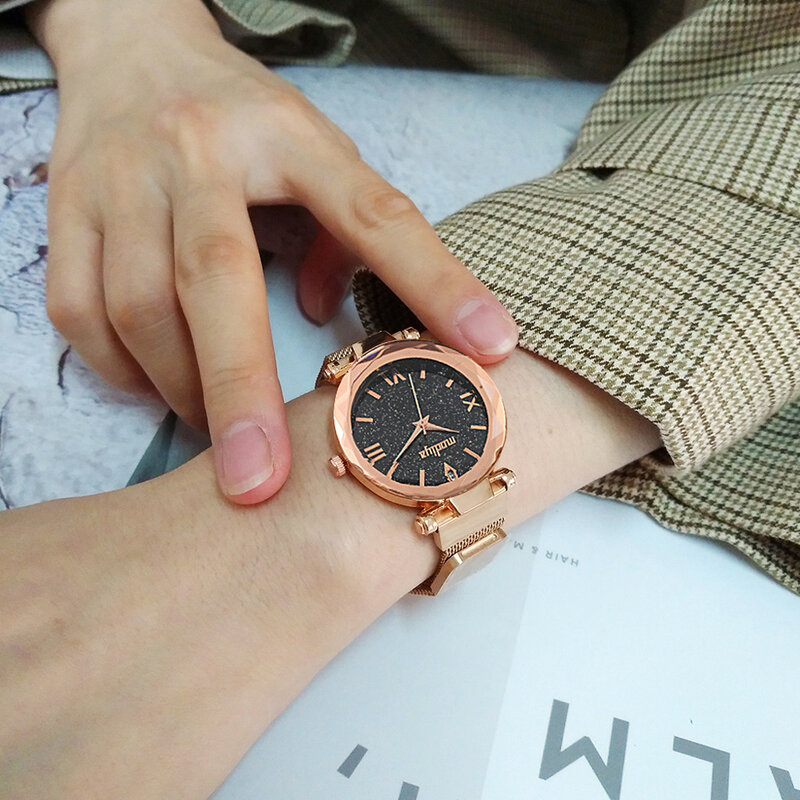 ファッション星空フラットガラスクォーツ腕時計メッシュ磁気バックル女性は気質ブレスレット腕時計 часы женские