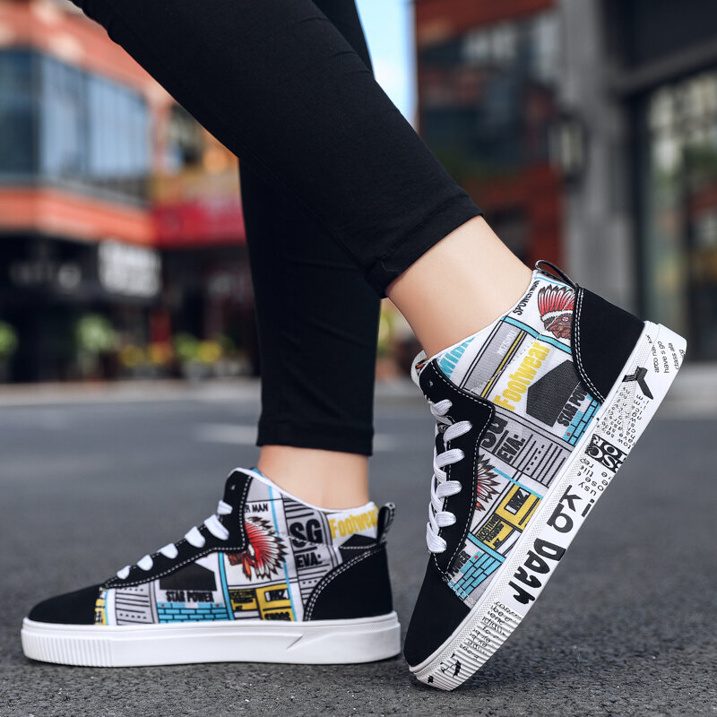 Spring Classic Graffiti Couple Casual Shoes Men Autumn Fashion Sneakers For Men Big Size Breathable Canvas Shoes tenis masculino