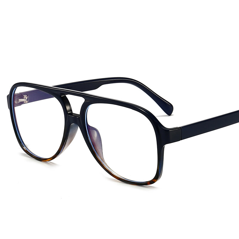 نظارات كلاسيكية بضوء أزرق طراز عام 2021 للرجال والنساء باللون الأسود غير اللامع بعدسات مضادة للأشعة للجنسين نظارات ألعاب نظارات ديكور