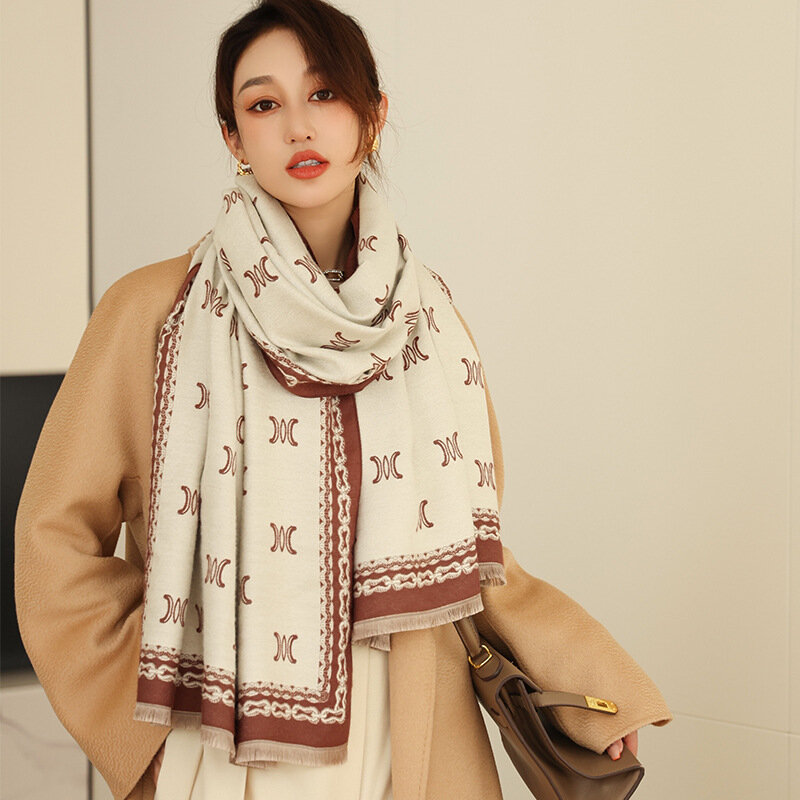 2021 European and American autumn and winter new warm scarf women double-sided imitation cashmere thickened bib shawl