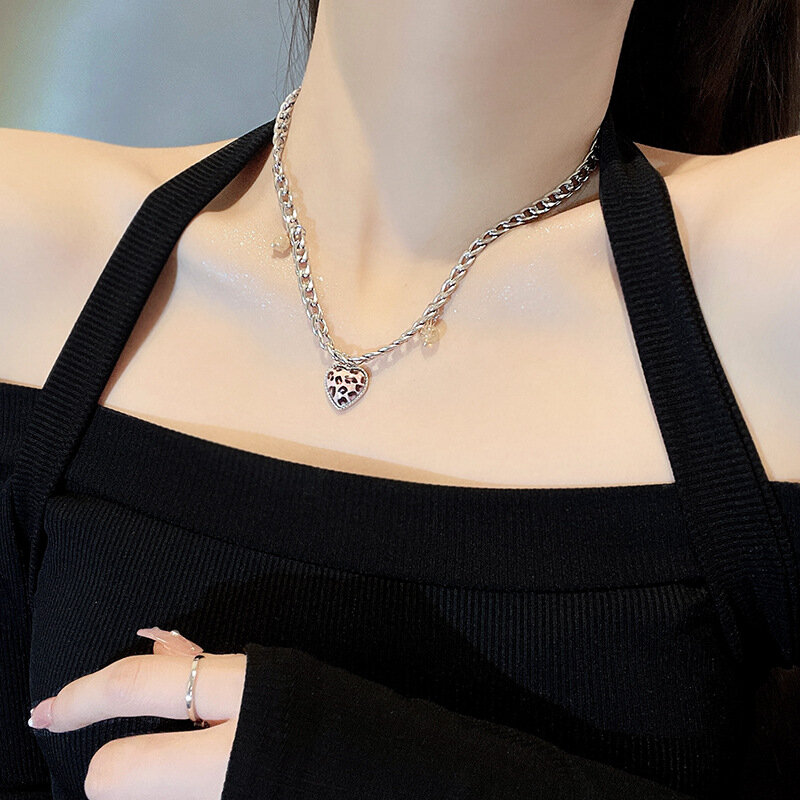 Coreano Vintage in acciaio al titanio scacchiera cuore collana donna gotica Zebra modello geometrico strutturato ciondolo gioielli girocollo