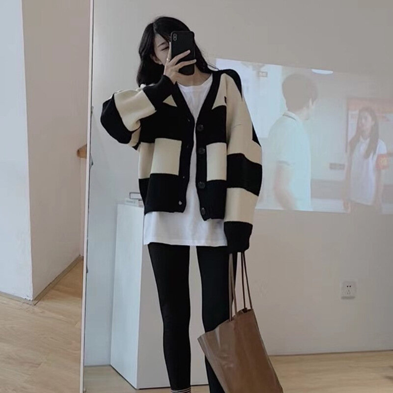 Cardigan tricoté à carreaux et manches longues pour femme, pull Vintage, col en v, hauts de Style coréen, automne hiver, 2020
