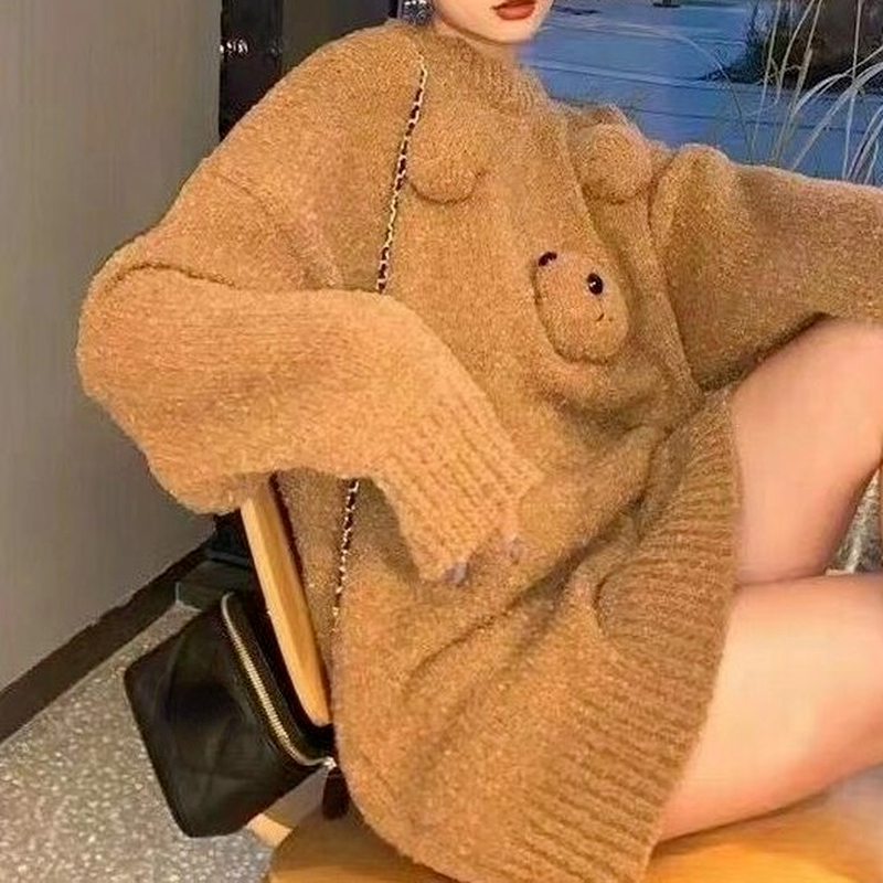 Женский трикотажный свитер с длинным рукавом и круглым вырезом