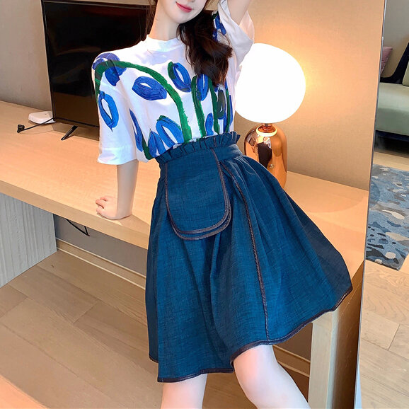 Camiseta de manga corta de talla grande para mujer, retro Azul francesa, versión coreana de falda irregular en forma de A, con dos piezas