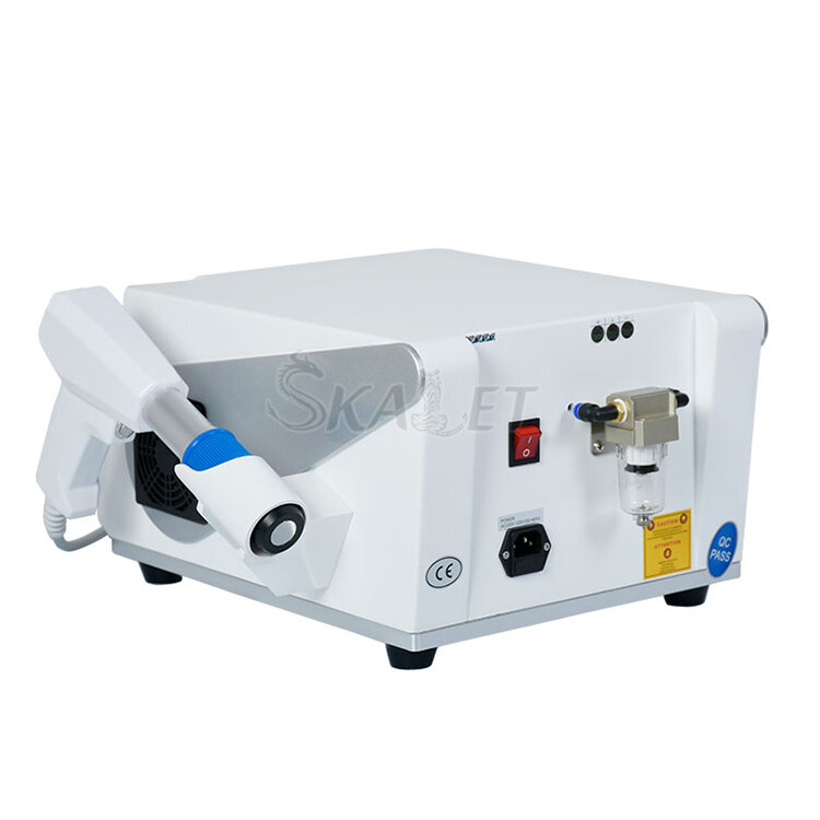 La macchina per terapia ad onde d'urto/onde d'urto aggiornata contiene 9 teste intercambiabili per il trattamento ED