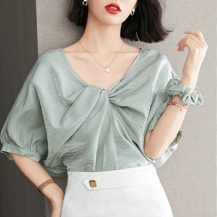 Chiffon shirt girl early spring 2021 new summer fashion high-end cover belly bottomed mini-shirt short-sleeved top