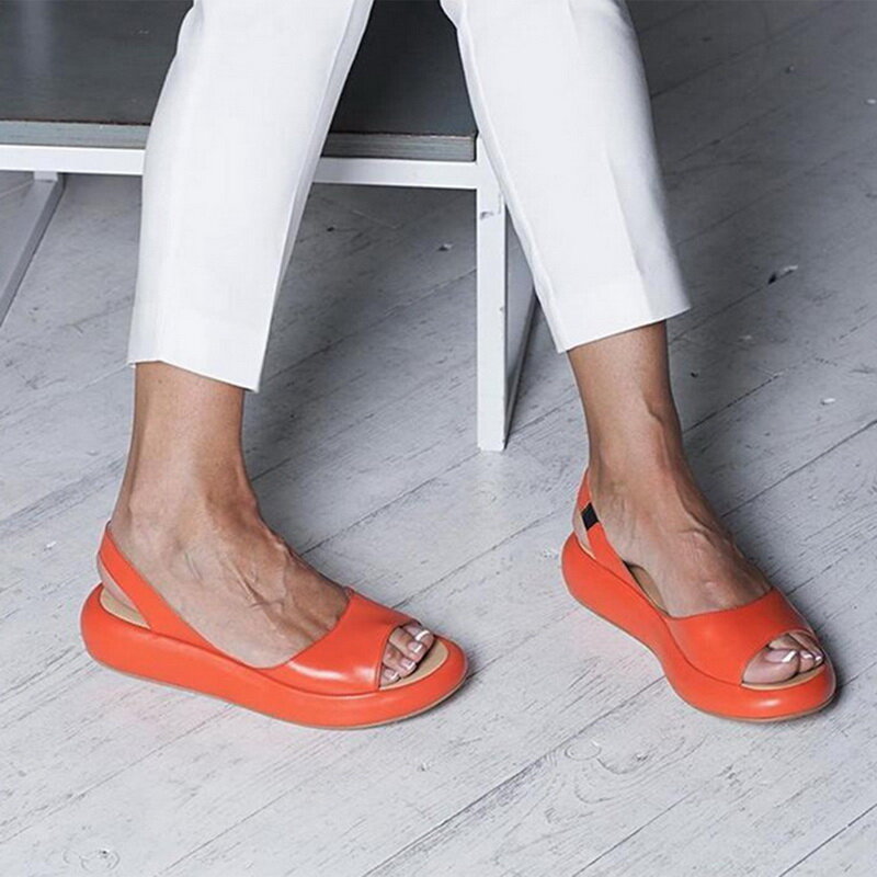 Sandalias de PVC para mujer, zapatos de cuero con punta abierta y suela gruesa, Sexy, para verano, 2021