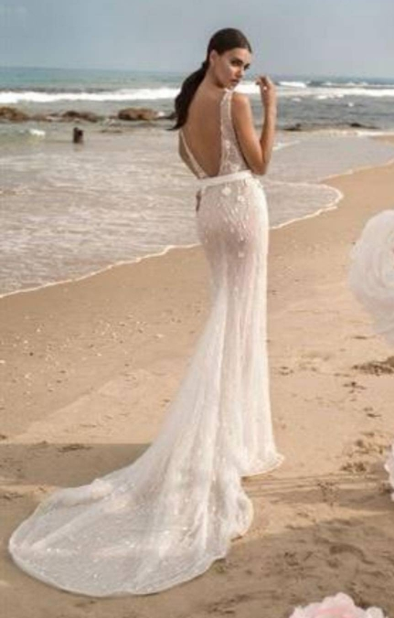 فستان زفاف مخصص