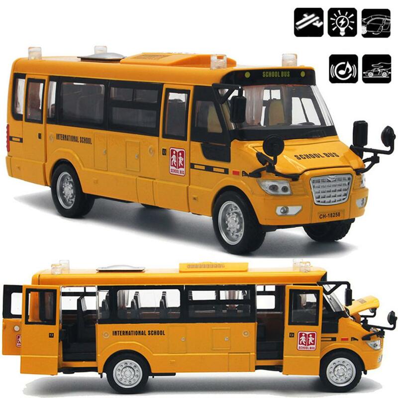 Kuulee Large Pull Back Alloy Diecast School Bus with Openable Doors/Lights/Sound as Xmas Gifts