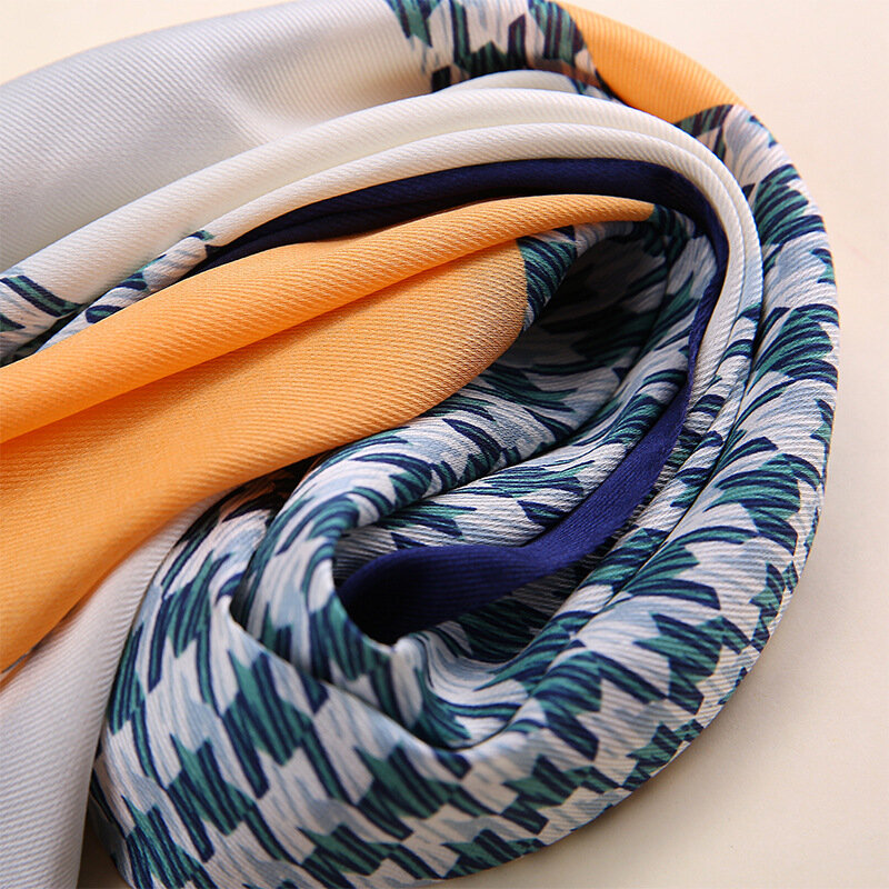 2021 Новинка весны шарф из искусственного шелка для женщин небольшой квадратный шарф 70 см * 70 см саржа Цвет принт высокого качества в африканс...
