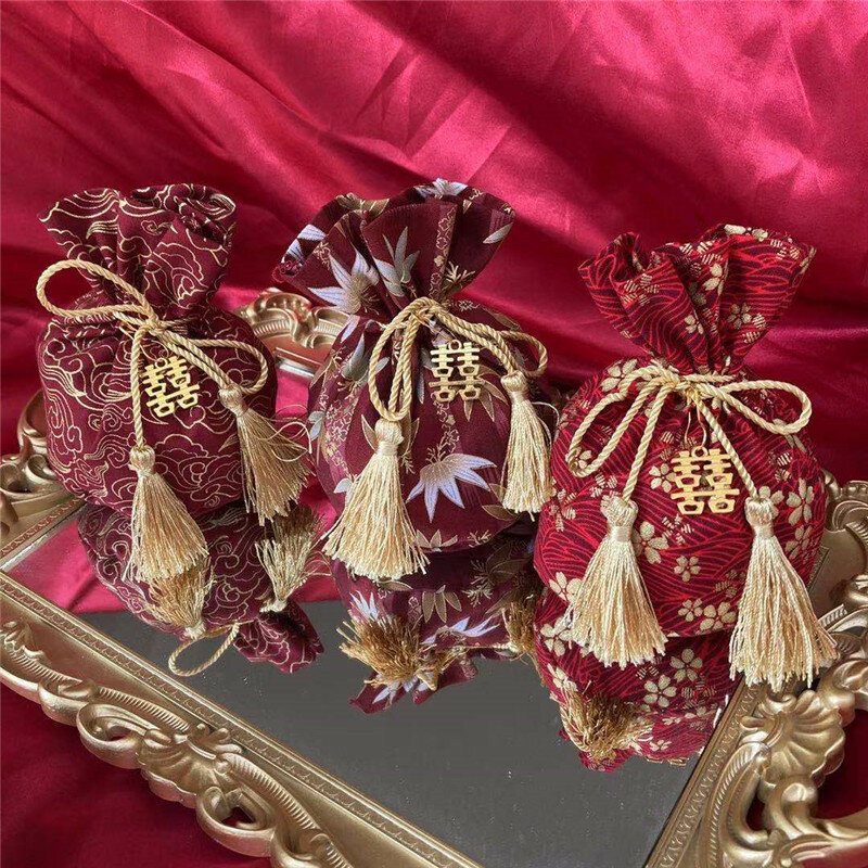Chinesische Quasten Kordelzug Exquisite Floral Geld Tasche High-grade Brokat Hochzeit Süßigkeiten Glück Geldbörse Verlobung Geschenk Tasche