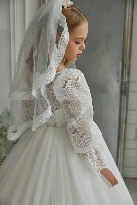 2022 결혼식을위한 작은 꽃의 소녀 드레스 레이스 긴 소매 단추 뒤로 친교 파티 착용 Tulle Princess Bridal Gowns
