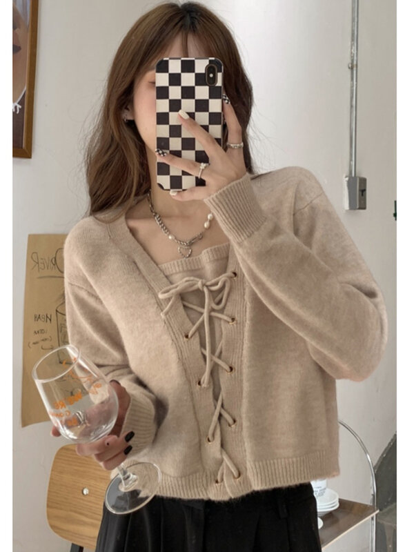 Suéter de punto para mujer, Camiseta corta holgada coreana con cuello en V, manga larga, viento suave, Otoño, 2021