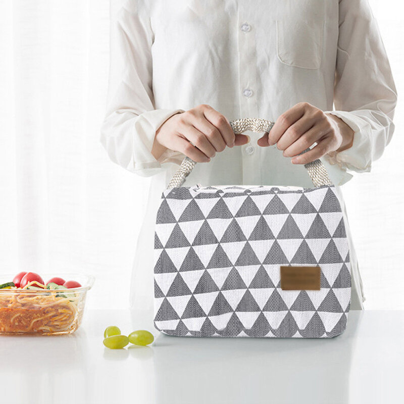 1個のパターンクーラー弁当箱ポータブル絶縁キャンバスランチバッグ熱食品ピクニック旅行に便利なための女性のサーマルバッグ